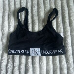 Calvin Klein Underwear Women’s XS Black Bralette